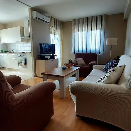 דירה Ana - Calm, Free Parking, Close To Center פולה