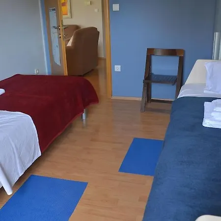 Apartment Ana - Calm, Free Parking, Close To Center Pula