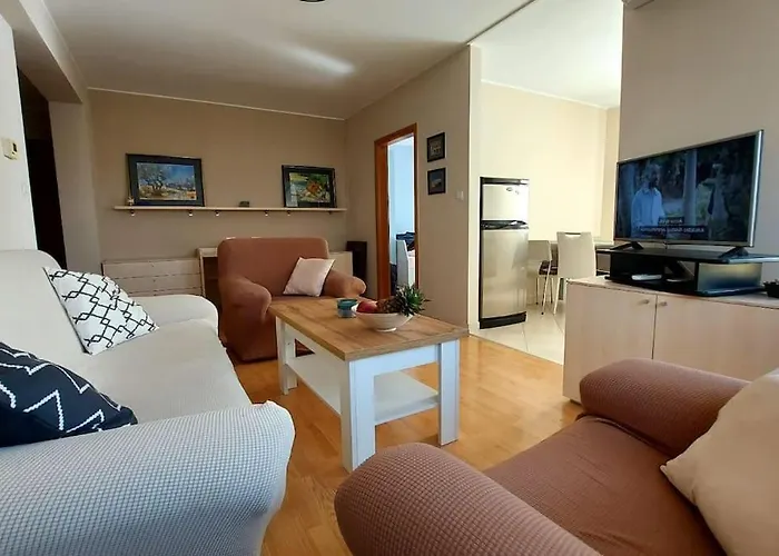 דירה Ana - Calm, Free Parking, Close To Center