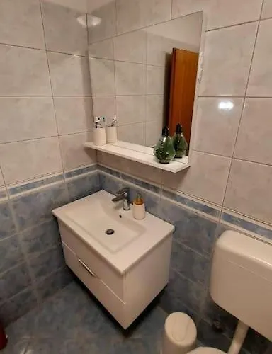 דירה Ana - Calm, Free Parking, Close To Center *