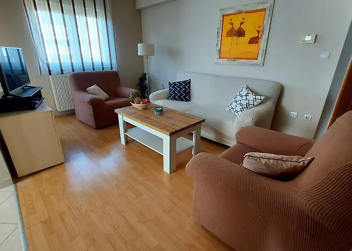 Ana - Calm, Free Parking, Close To Center פולה